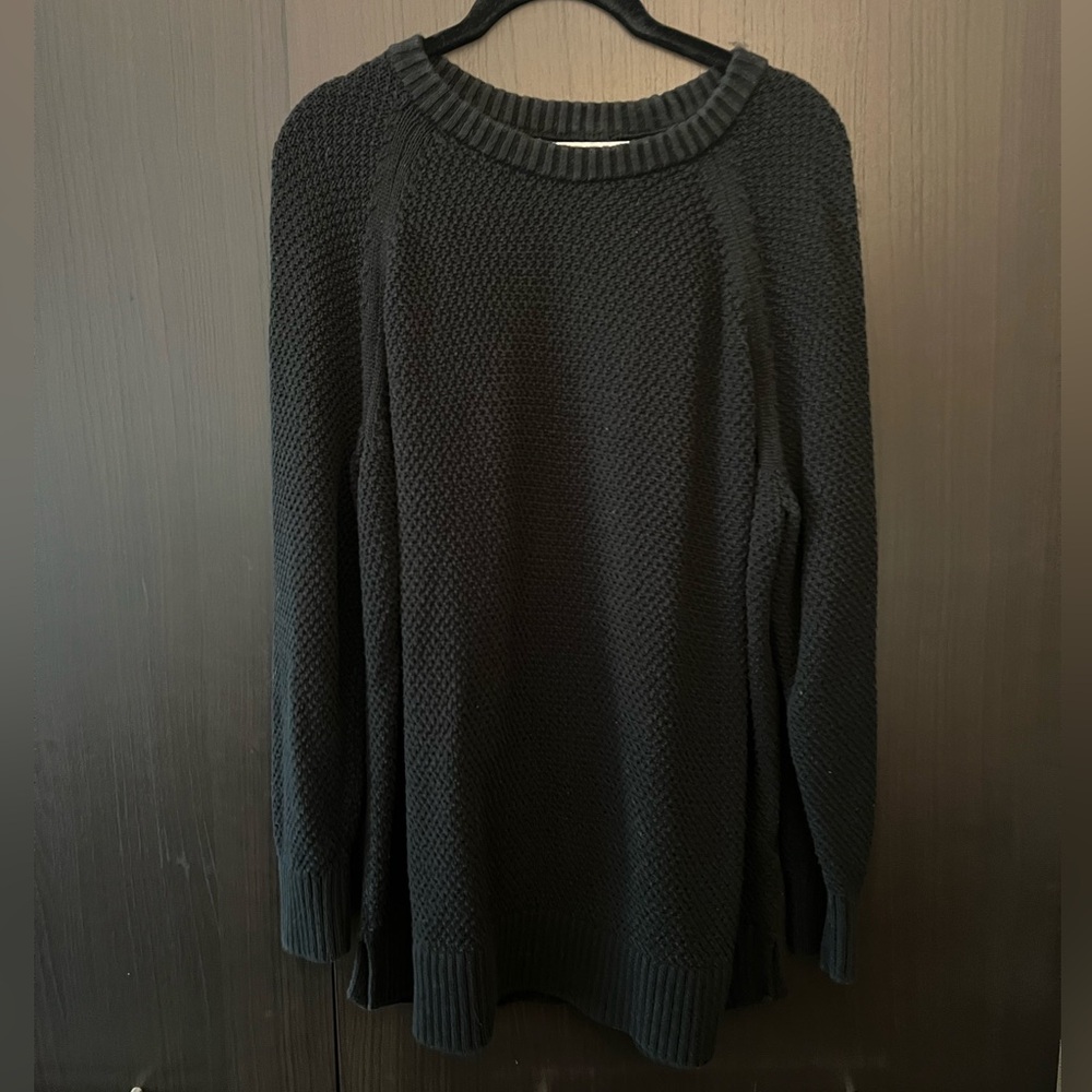 Women’s Old Navy Cable Knit Style Sweater